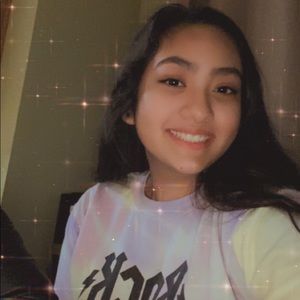 Meet your Posher, Yari